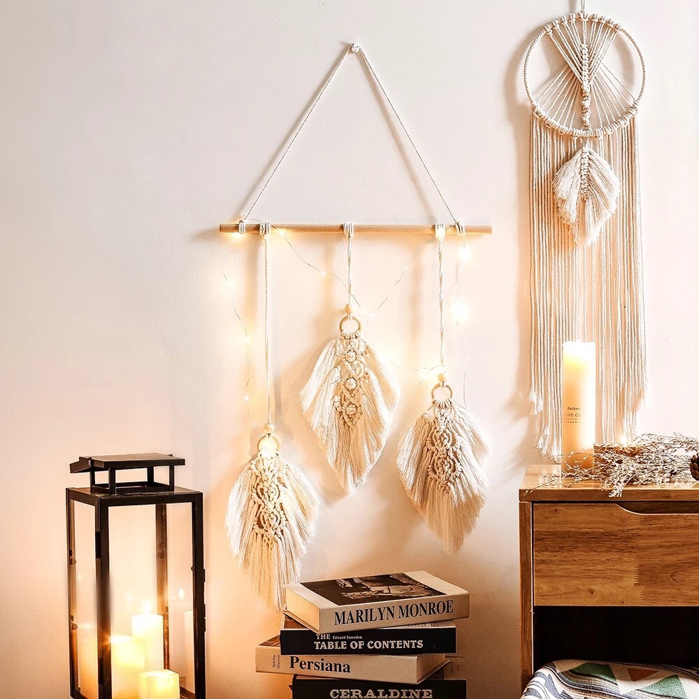 Macrame Woven Feather Leaves wall hanging tapestry - Picture 4 of 4